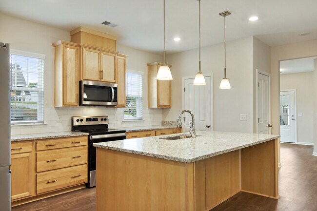 Foto del edificio - 8121 Warbler Wy