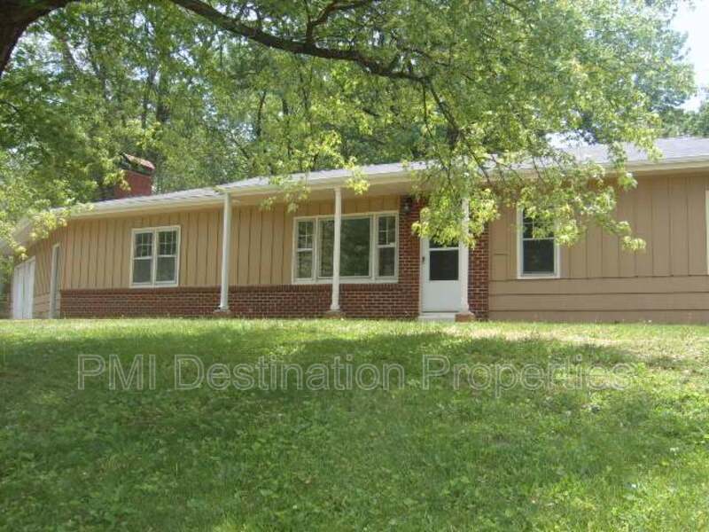 Primary Photo - 10301 Palmer Ave