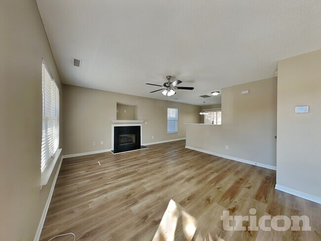 Foto del edificio - 5709 Bryanstone Pl