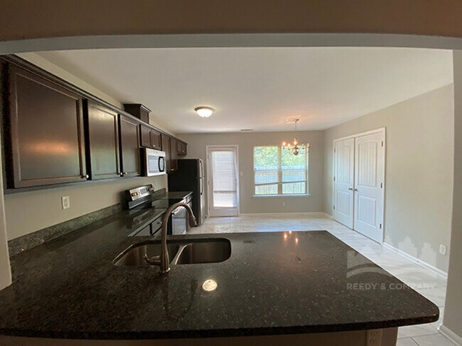 Foto del edificio - 1138 River Wood Creek W