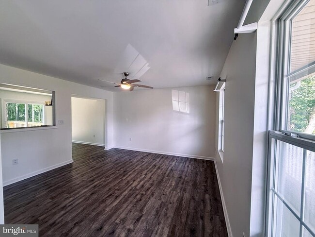 Building Photo - 1171 Holly Ave