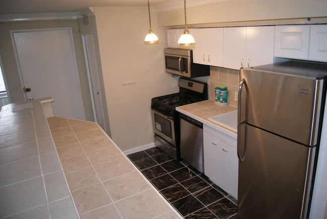 Foto del edificio - 7531 Spring Lake Dr