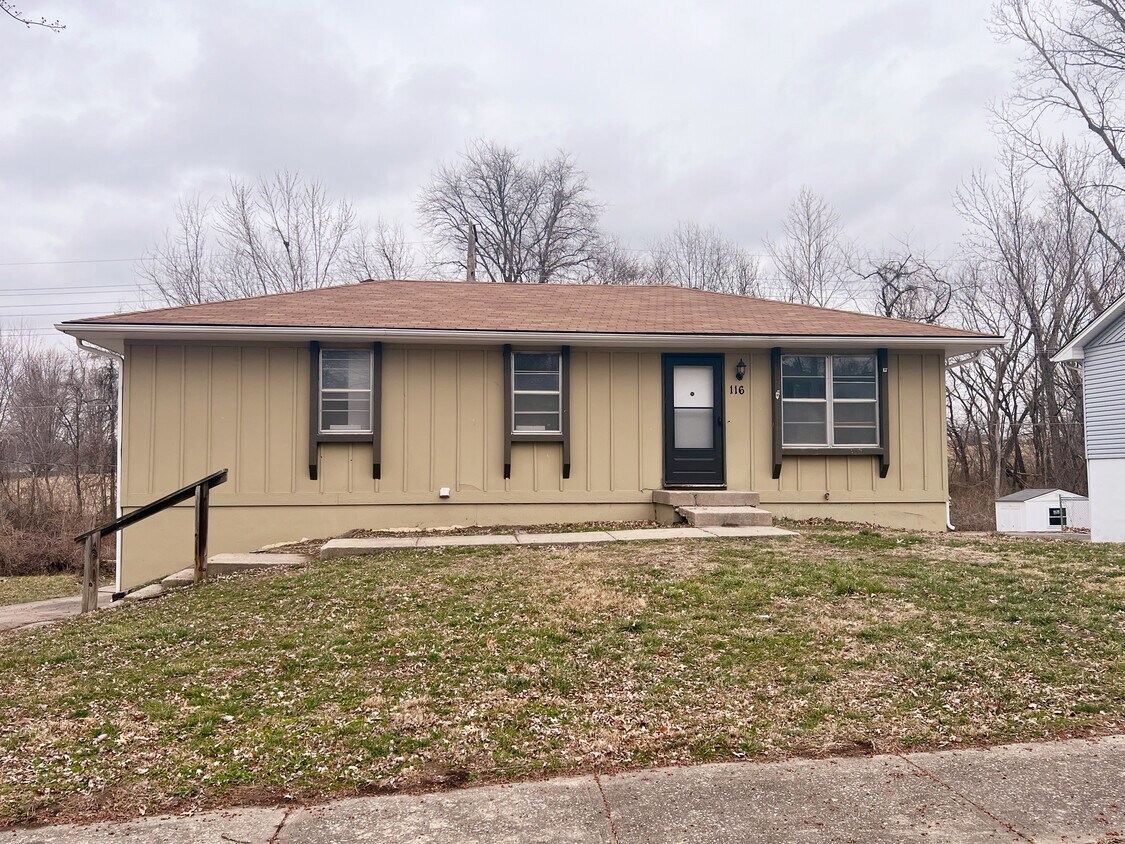 116 Sherri Ln, Excelsior Springs, MO 64024 House Rental in Excelsior
