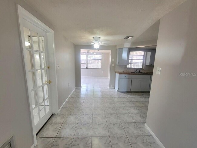 Foto del edificio - 7831 Sagebrush Dr