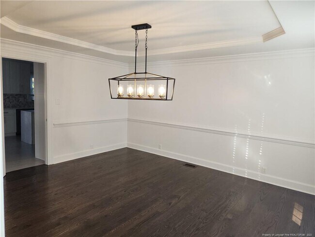 Foto del edificio - 421 Kingsford Rd