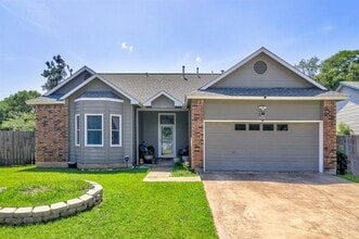 Building Photo - 709 Sapling Cove