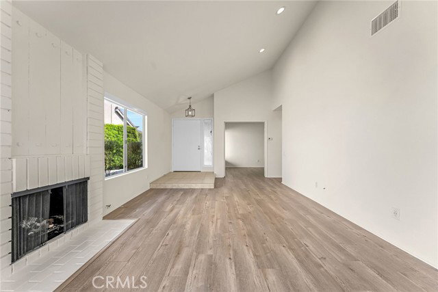 Building Photo - 44 Sandpiper