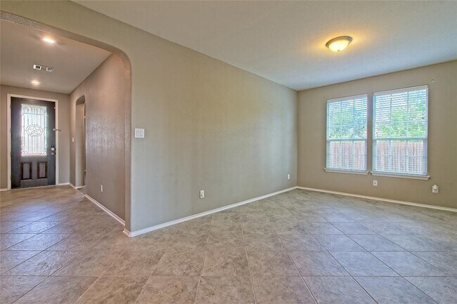Foto del edificio - 31443 Kingsway Rd