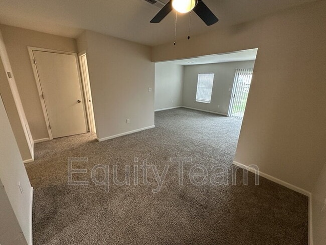 Building Photo - 2301 Old State Rte 32