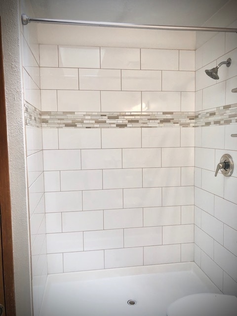 updated shower - 8659 Chancellor Dr