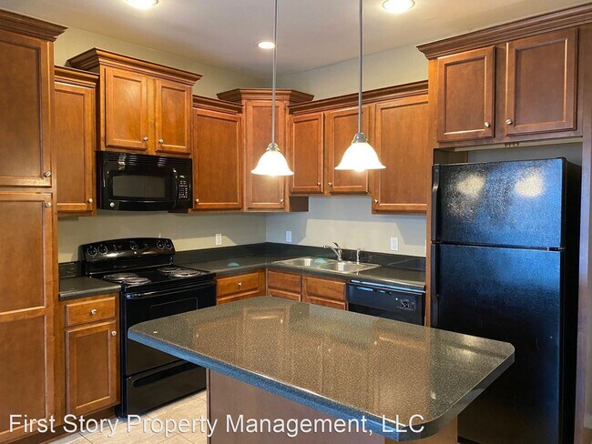 Foto del edificio - 3 br, 3 bath House - 1975 Bloomington Avenue
