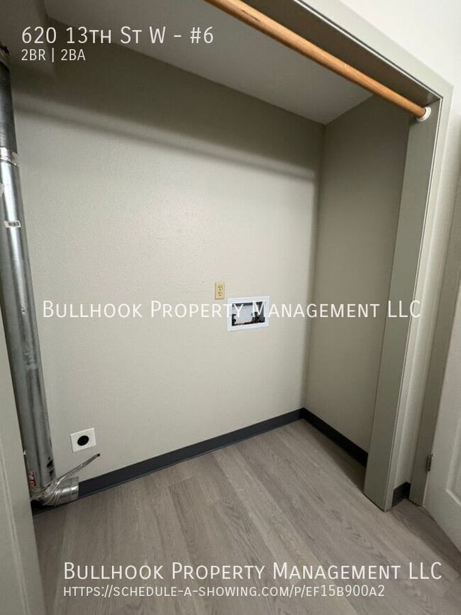 Foto del edificio - 620 13th St W