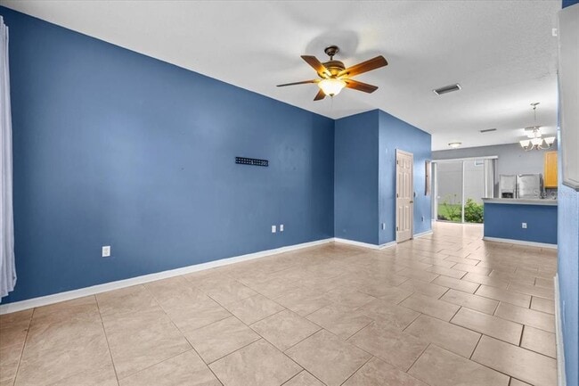 Building Photo - 13905 Abbey Ln