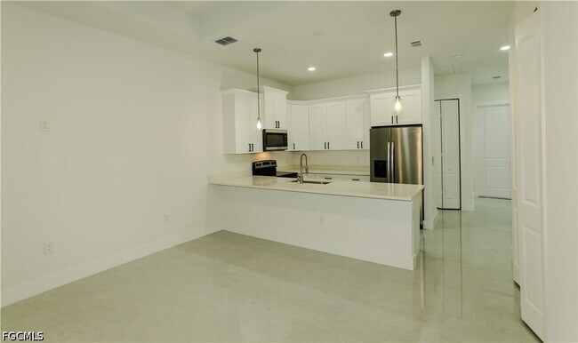 Foto del edificio - 141 Harold Ave S