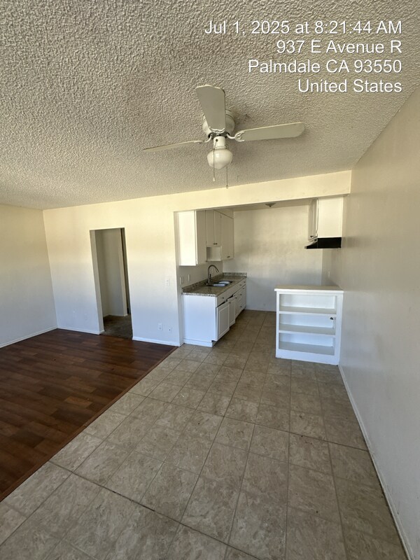 Foto principal - 937 E Ave R