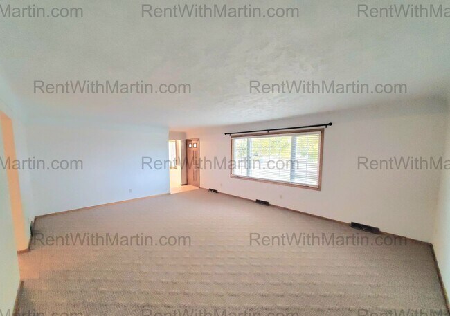 Foto del edificio - FOR RENT- lovely ranch home near amusement park with easy freeway access! Pets ok with conditions!