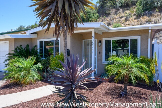 Building Photo - Charming Rolando Park 2 Bedroom, Small Pet...
