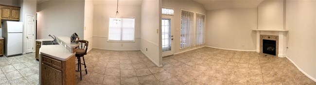 Building Photo - 1802 White Stone Dr
