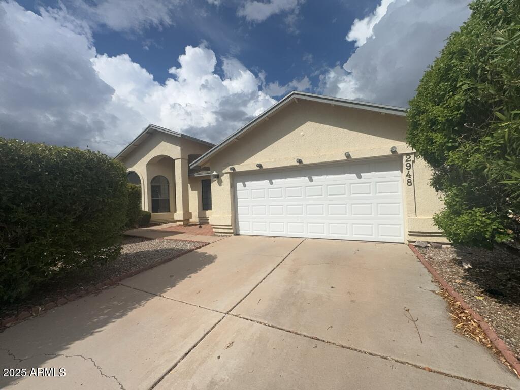 Foto principal - 2948 E Ridge Crest St