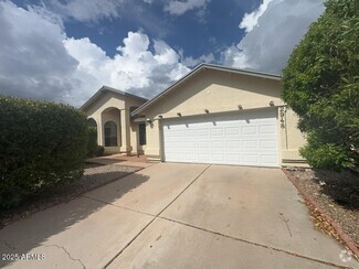 Building Photo - 2948 E Ridge Crest St