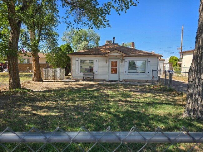 Foto del edificio - 1824 Rood Ave