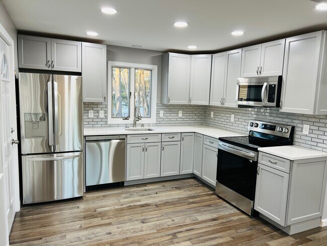 Foto del edificio - 104 Twin Brook Rd