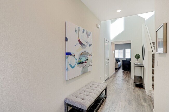 Foto del edificio - 3834 Berrybridge St