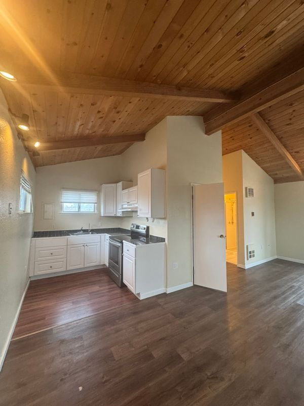 Foto del edificio - 5116 Sandmound Blvd