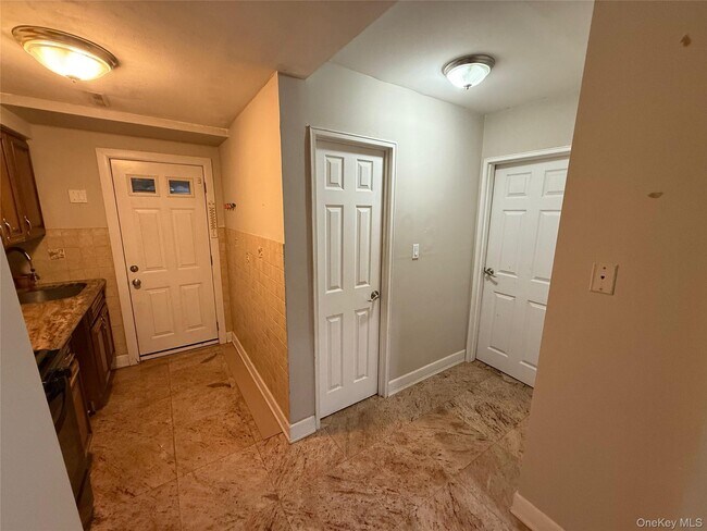 Foto del edificio - 159-12 88th St