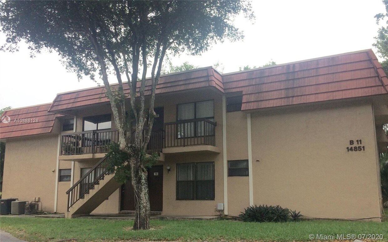 Primary Photo - 14851 SW 104th St