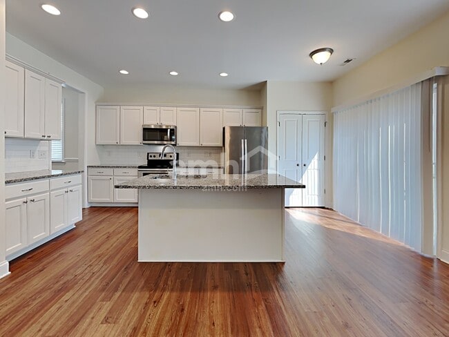 Building Photo - 1615 Heather Trace Ln
