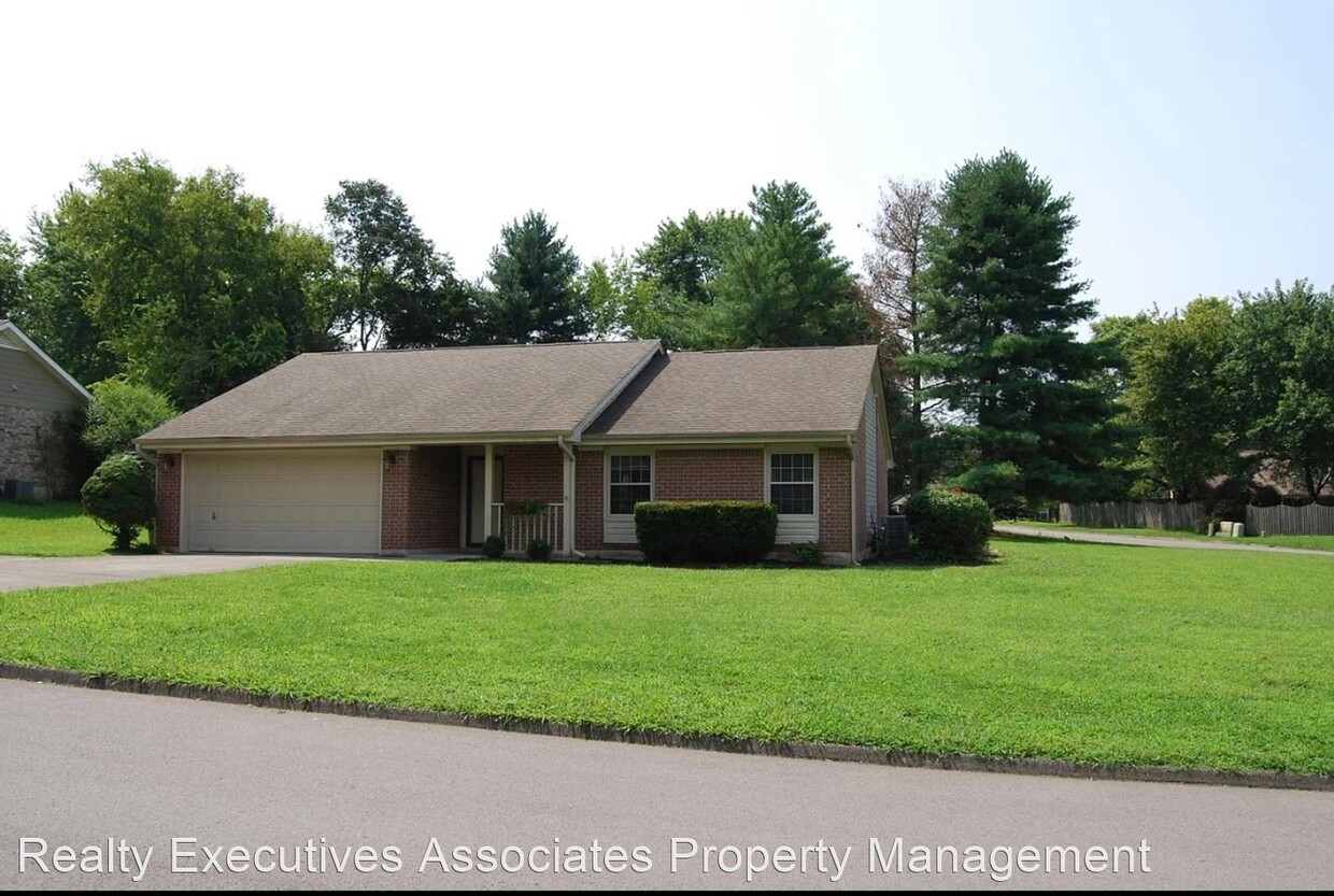 Primary Photo - 3 br, 2 bath House - 8732 Shoreham Boulevard