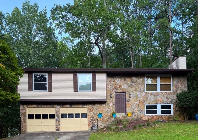 Building Photo - 3450 Ellenwood Ct NE