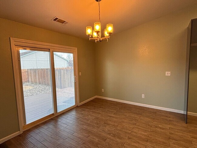 Foto del edificio - 830 Randell Dr