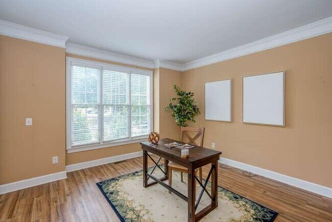 Foto del edificio - 1661 Stilesboro Ridge Dr NW