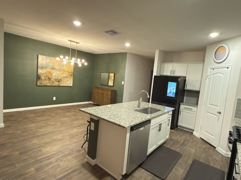 Foto principal - 300 Belmont Pl