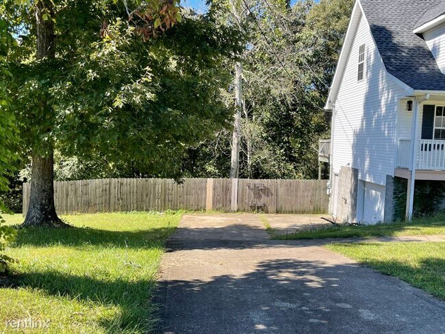 Building Photo - 3 br, 2 bath House - 3229 Backridge Road
