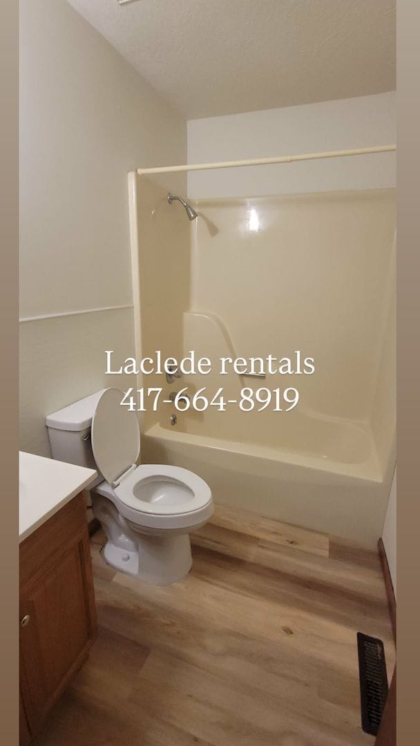 Foto del edificio - 2 BEDROOM 1 BATHROOM APARTMENT FOR RENT