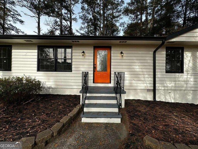 Building Photo - 791 Powers Ferry Rd