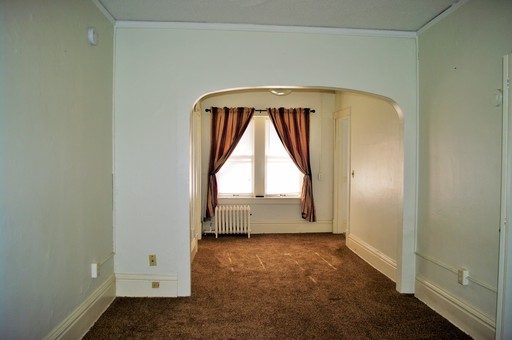 Building Photo - 469 Herschel St