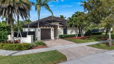 Building Photo - 12790 SW 91 Ave