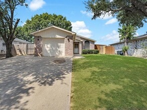 Building Photo - 5920 Heatherglen Terrace