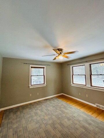 Foto del edificio - 635 Van Alstyne Rd