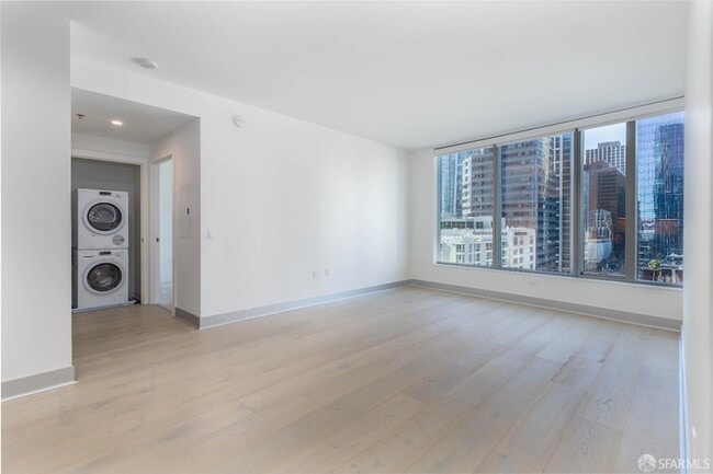 Foto del edificio - 201 Folsom St