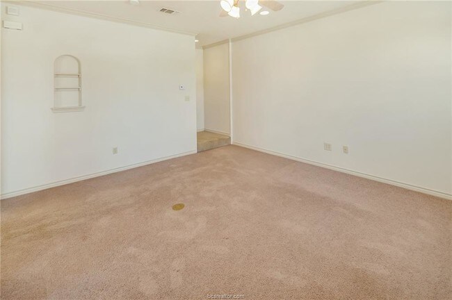 Foto del edificio - 1412 Western Oaks Ct