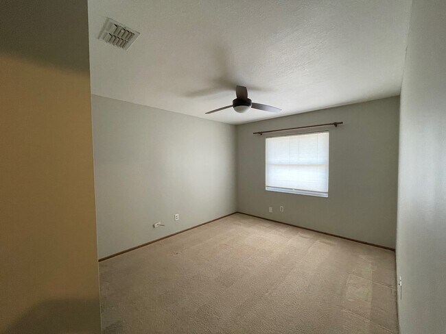 Photo - 1280 Gladiolas Dr House