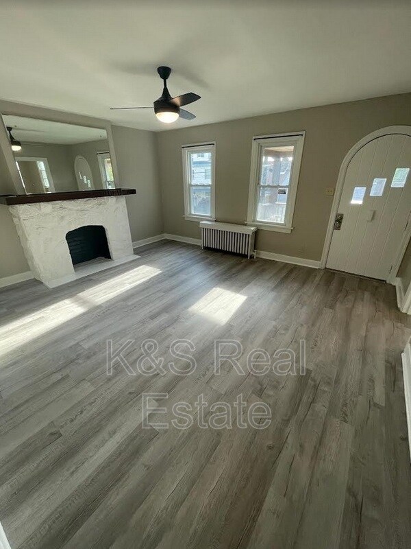 Building Photo - 1805 Westmont Ave