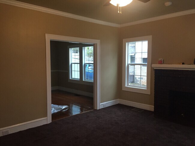 Foto del edificio - CHARMING REMODELED HIGHLAND HOME