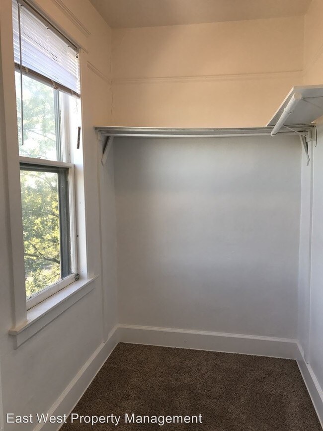 Foto del edificio - 2125 W 4th St