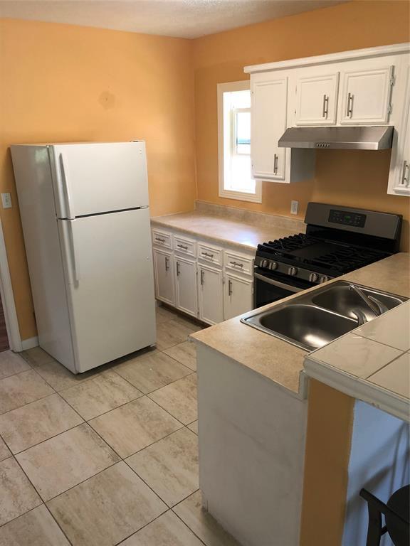 703 N Avenue B, Freeport, TX 77541 House for Rent in Freeport, TX